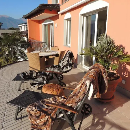 Sonniges Paradies Mit Seeblick Und Panoramaterrasse